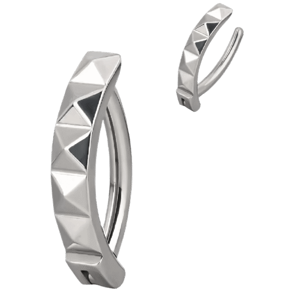 Σκουλαρίκι Αφαλού Clicker από Τιτάνιο ASTM F136 ανάγλυφο πυραμίδας